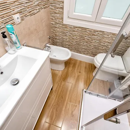 Apartamento Nuevo, Muy Centrico Y Completamente Equipado Para 5 Personas * Santiago de Compostela